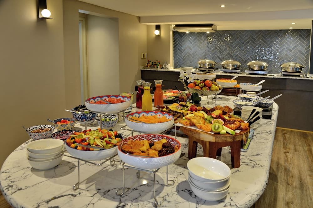 Courtyard Hotel Sandton