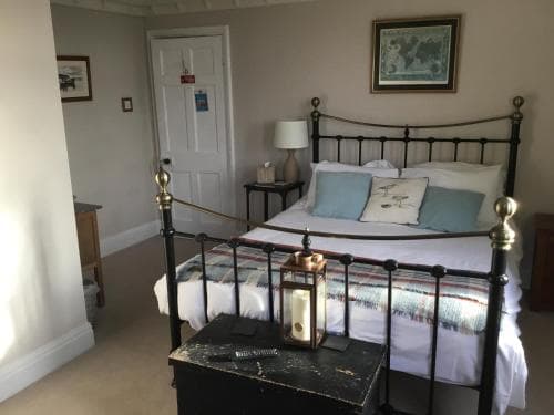 Lee-Side B&B