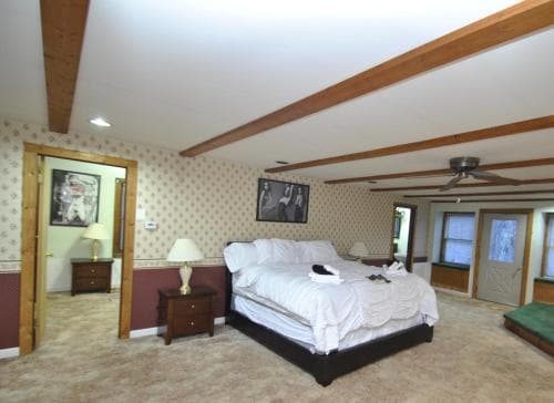 Grand Summit Lodge