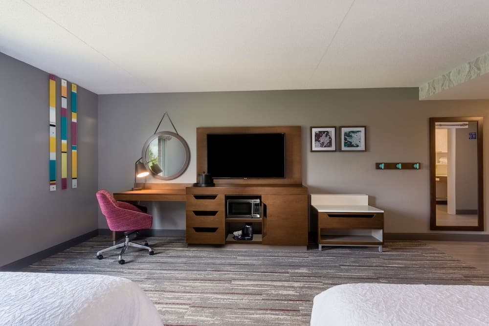 Hampton Inn & Suites Herndon-Reston