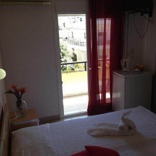 Zefyros Hotel