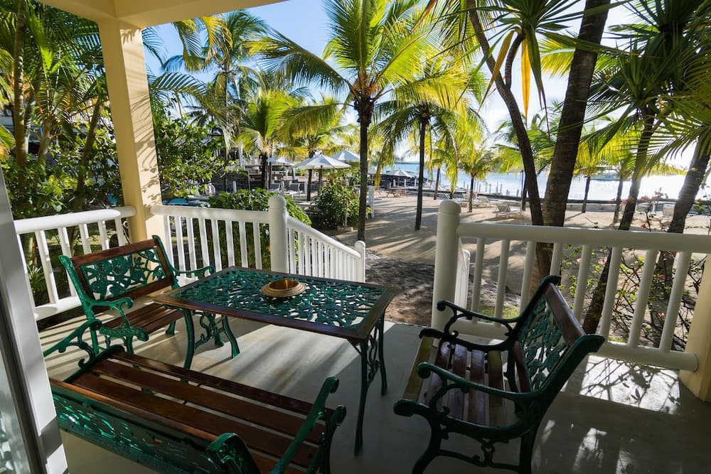 Hibiscus Beach Resort & Spa