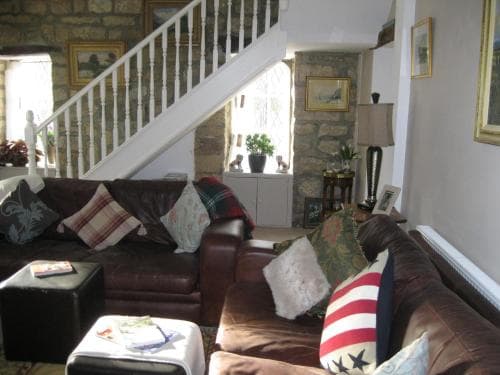 Teardrop Cottage