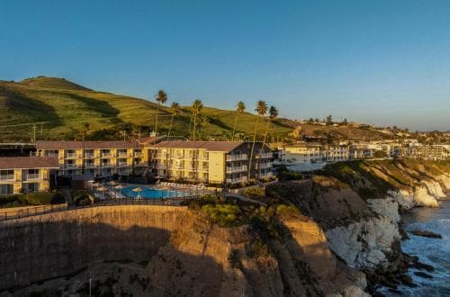Shore Cliff Hotel