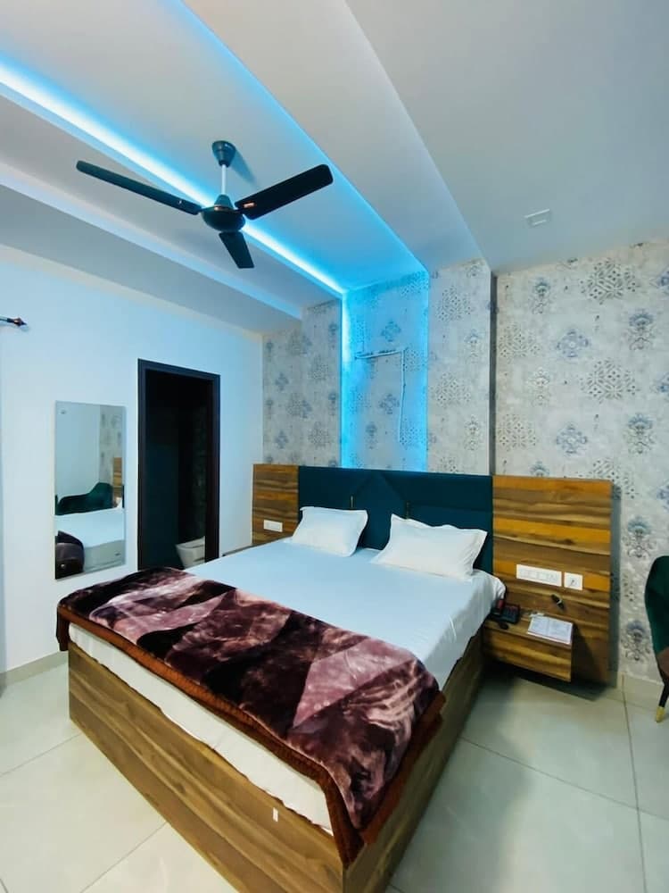Hotel Azaara