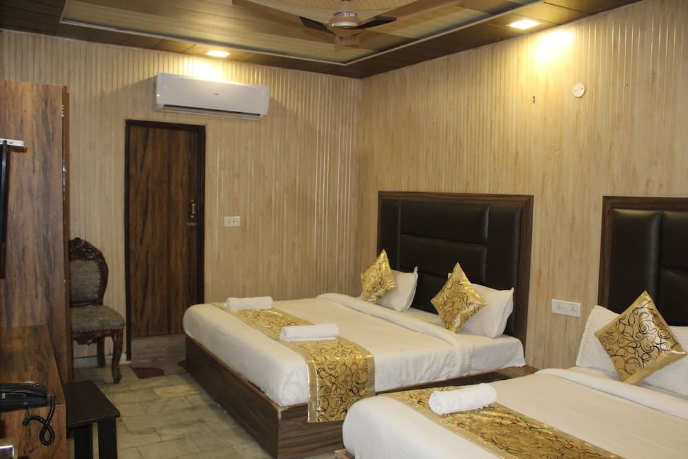 HOTEL SMILE RESIDENCY