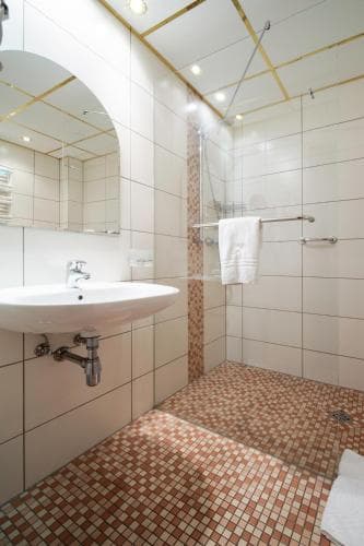 Hotel Gwarna