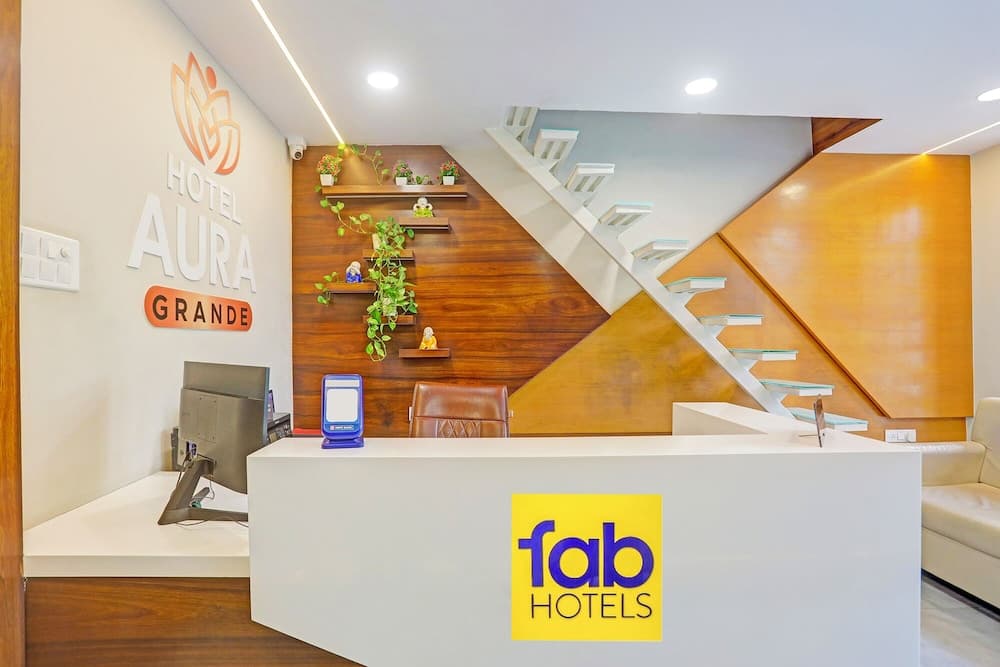 Fabhotel Aura Grande