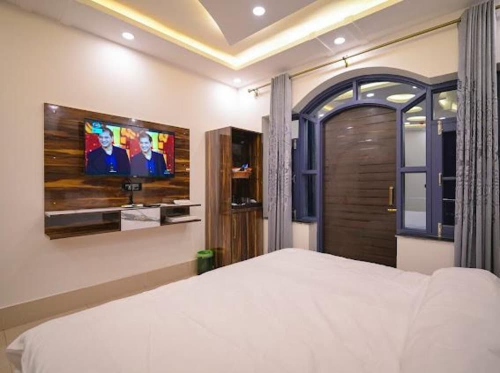 Hotel Aura Inn