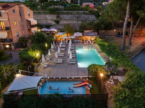 Residence Holidays