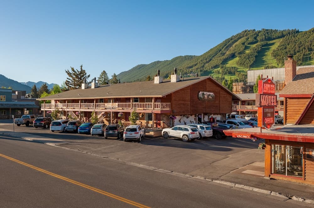 Antler Inn