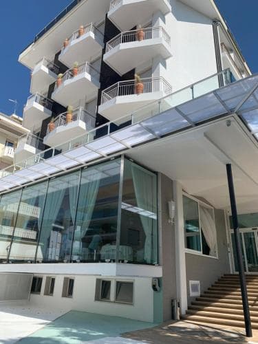 Hotel Universo