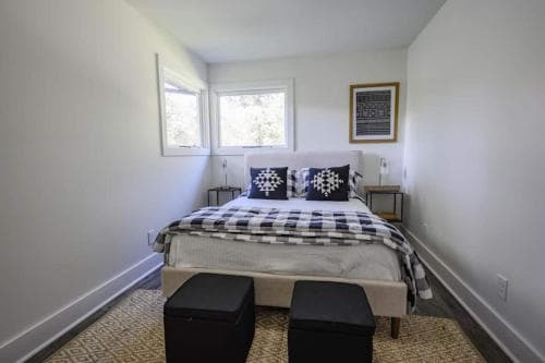 Gorgeous Renovated Home With Large & Private Lot