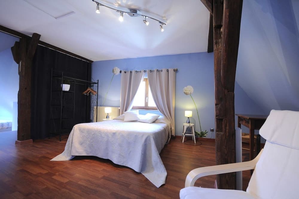 La Maison Bleue