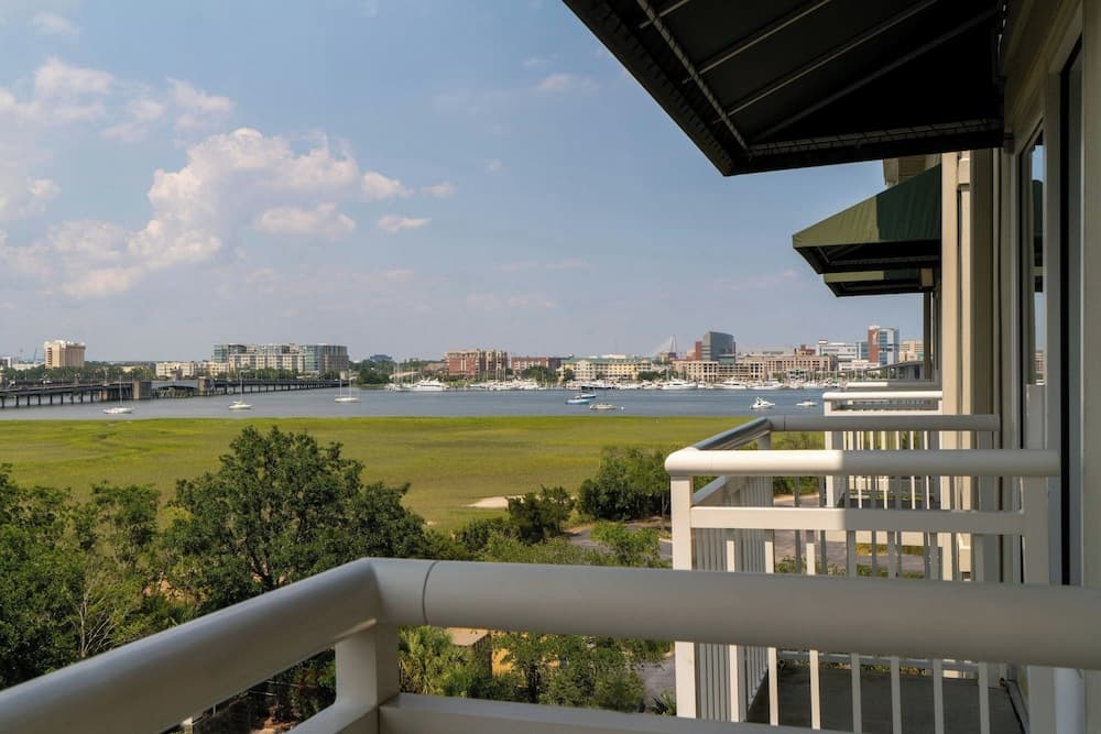 SpringHill Suites by Marriott Charleston Riverview