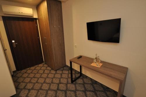 Pass Hotel
