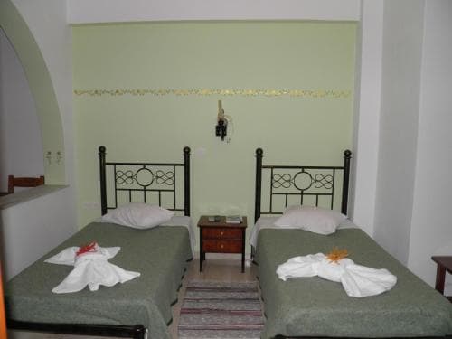 Mirsini Pension
