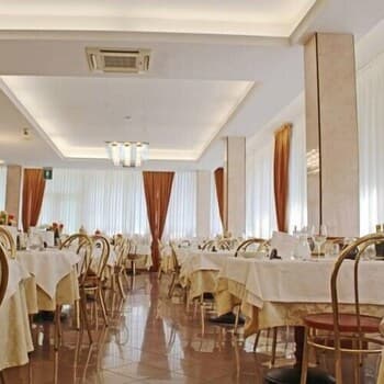 Hotel de Paris