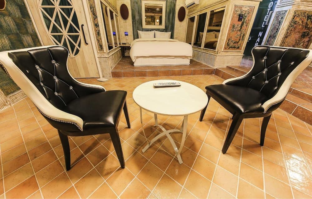 Nabi Hotel