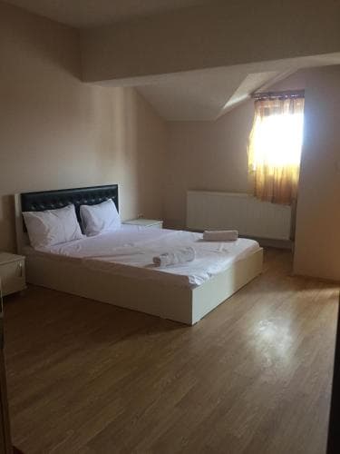 Hostel Beni
