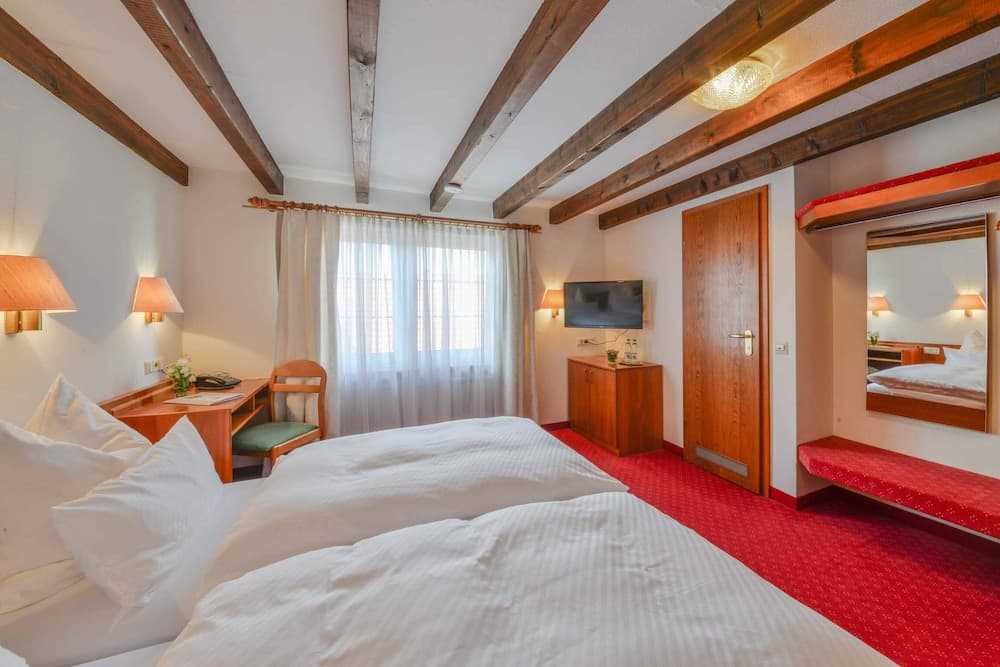 Mayers Waldhorn Hotel