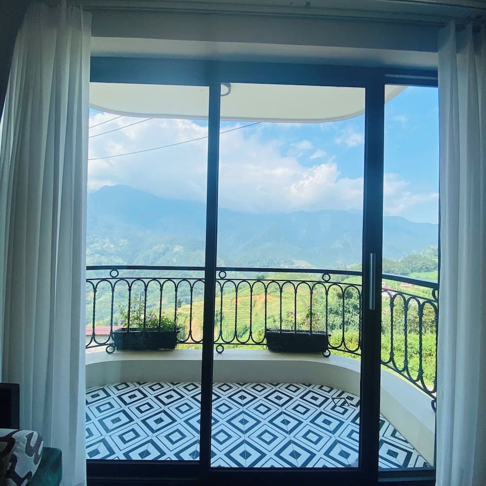 Fansipan View Hotel