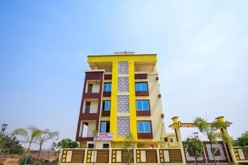 Flagship U Tech Hotel And Restaurant