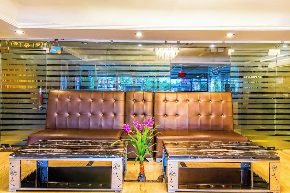 Fabhotel Kenil Star