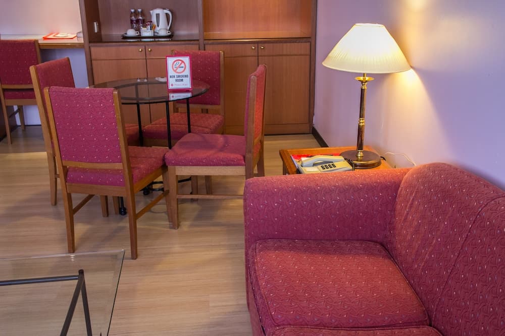 Premier Hotel