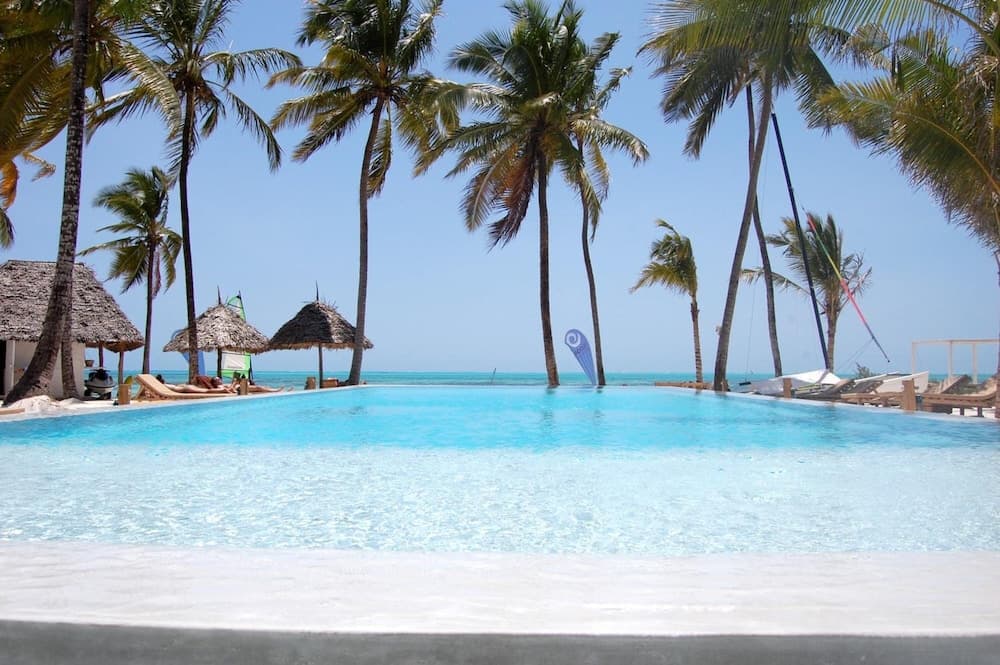 The Loop Beach Resort