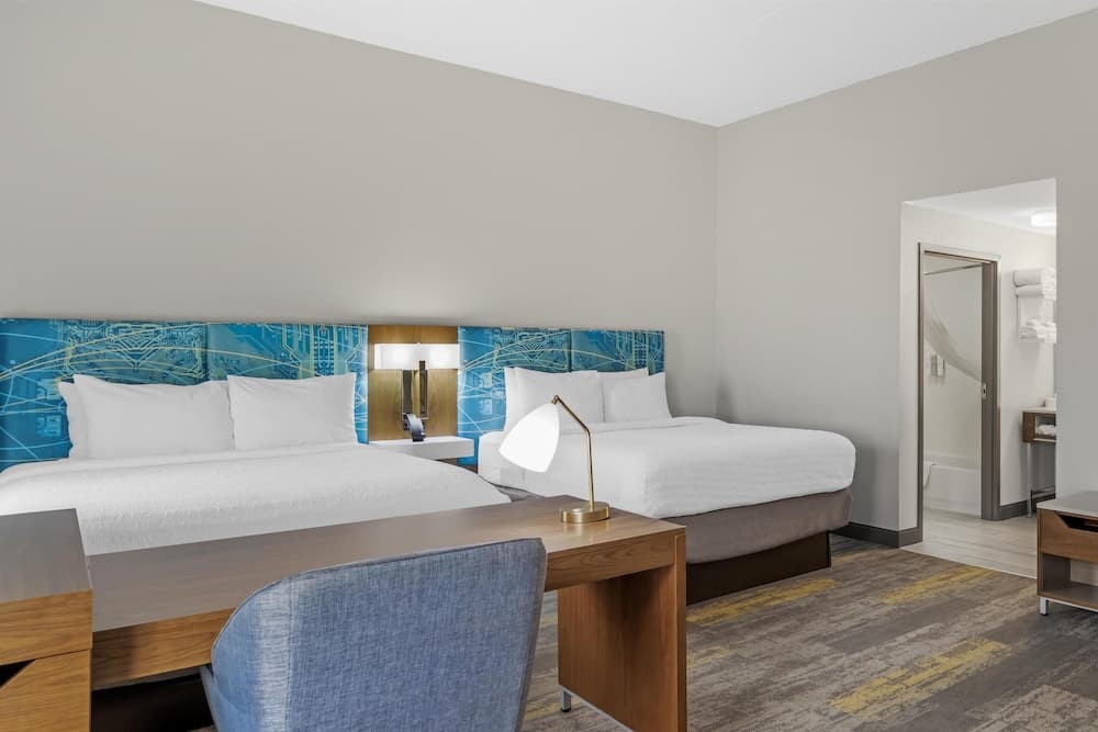 Hampton Inn & Suites Augusta West