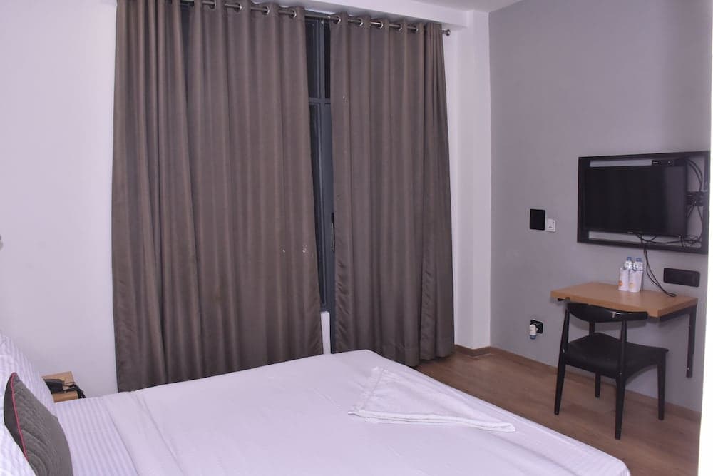 Chhavi Hotels