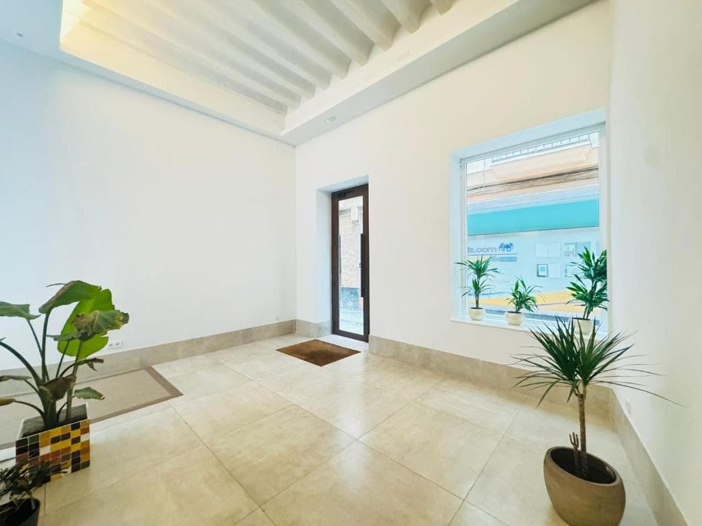 QE Apartments