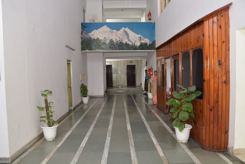 Hotel Drona