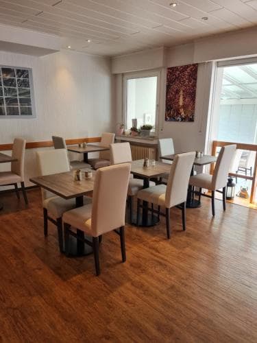 Airport Hotel Karsten