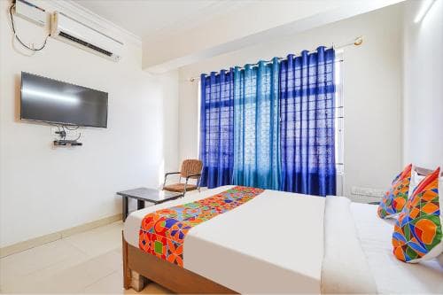 Fabhotel Emirates Inn