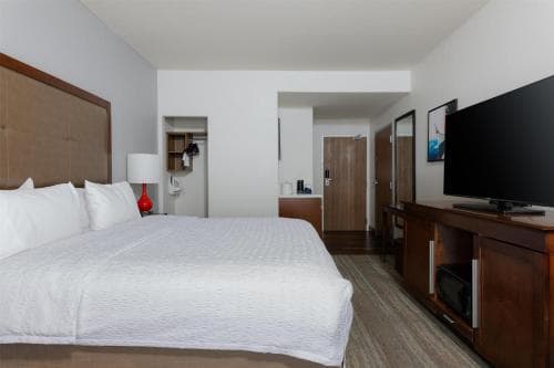 Hampton Inn & Suites Palmdale