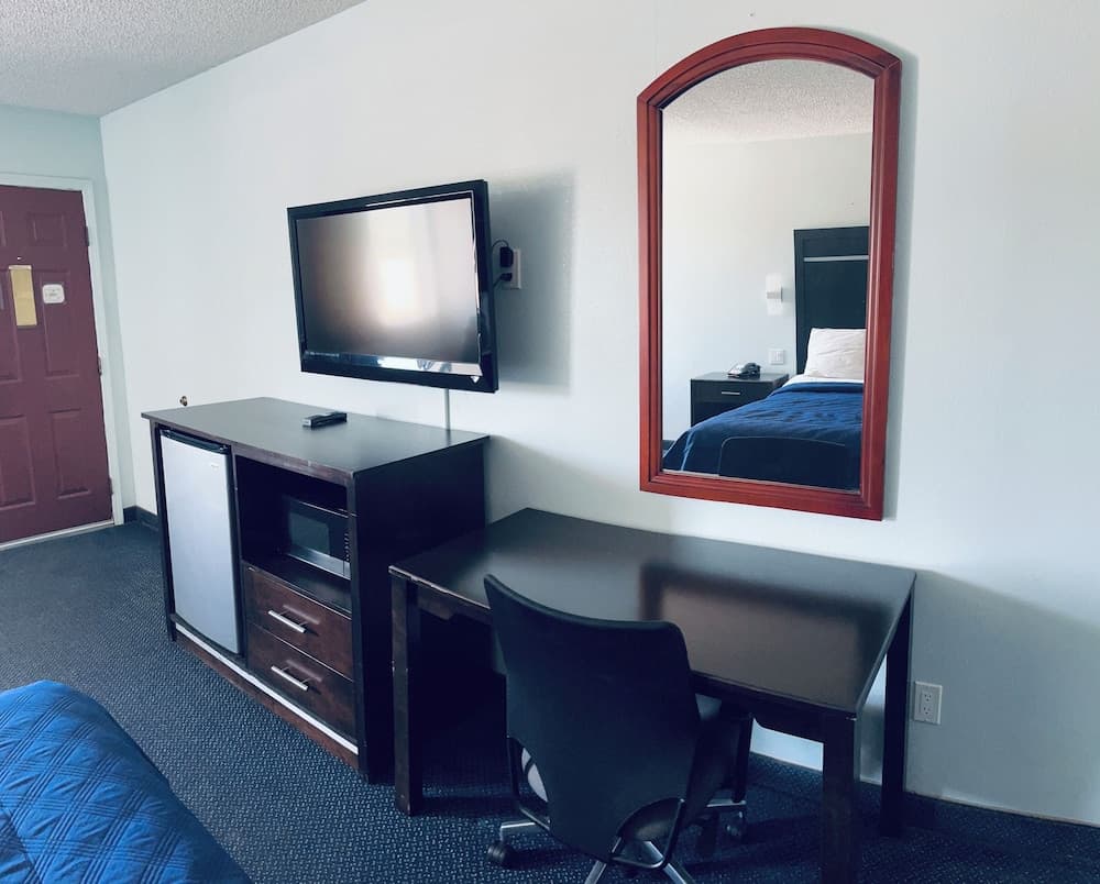 Executive Inn