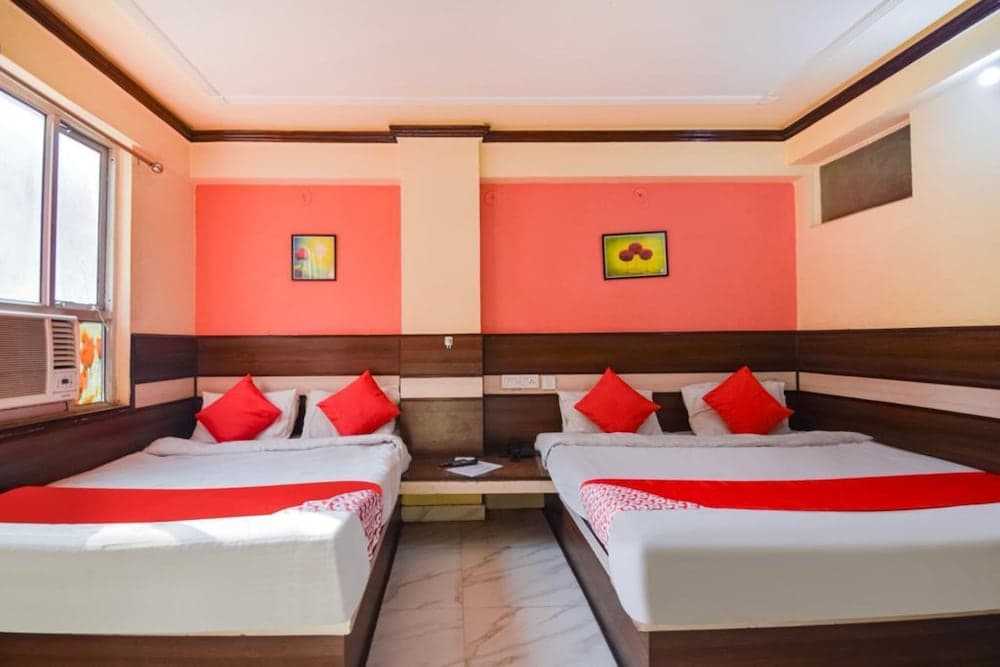 Hotel Churu Palace