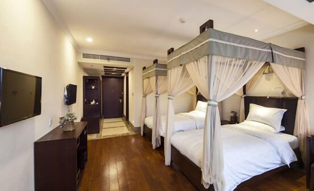 Water Fair Inn
