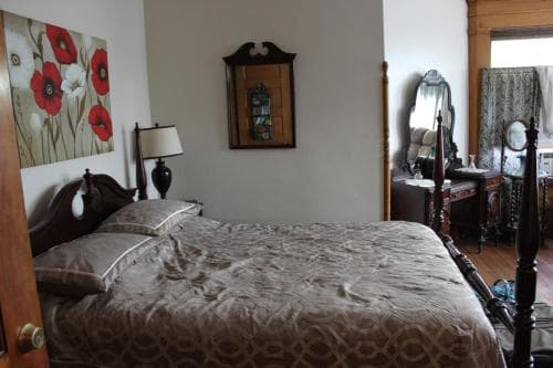 Victorian Charm Inn