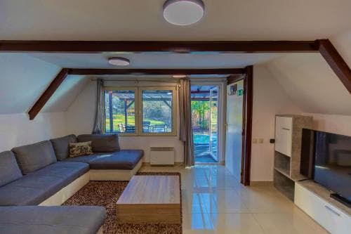 Vadgalamb Apartman & Jacuzzi