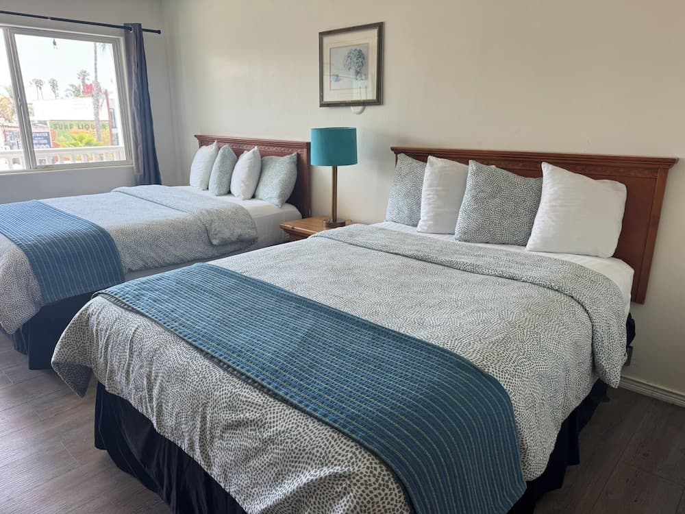 The Shores Inn