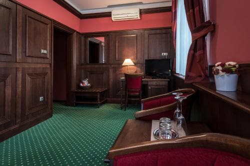 Hotel U Hejtmana Šarovce