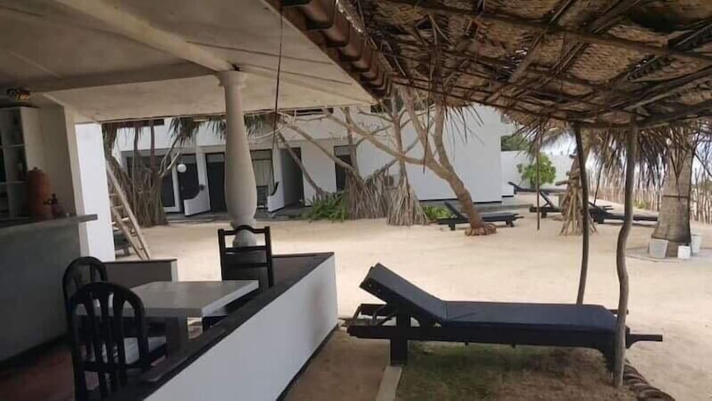 Cinnamon Beach Inn