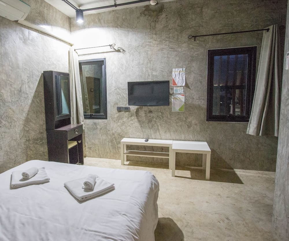 STAY MAYB Chiang Mai