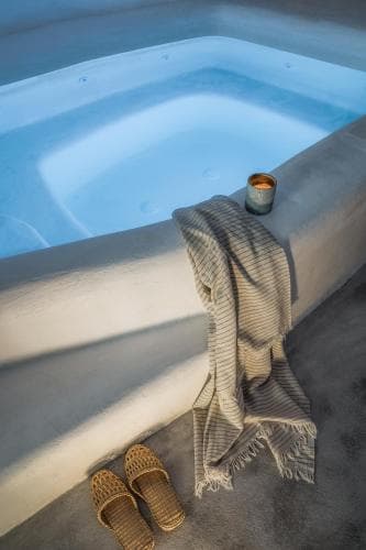 Yposkafon Concept Two-Bedroom Villa with Private Jacuzzi and Hamam