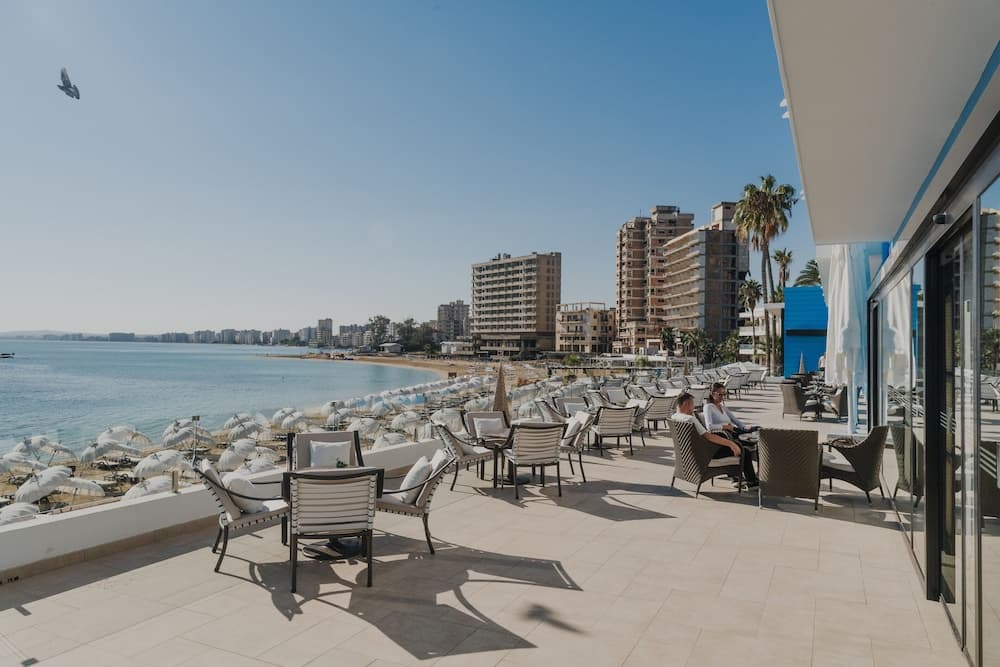 Arkin Palm Beach Hotel