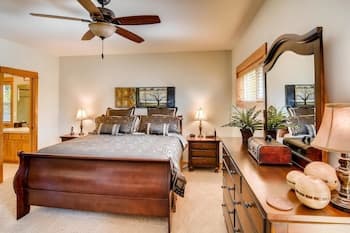 Cascade Mountain Villa