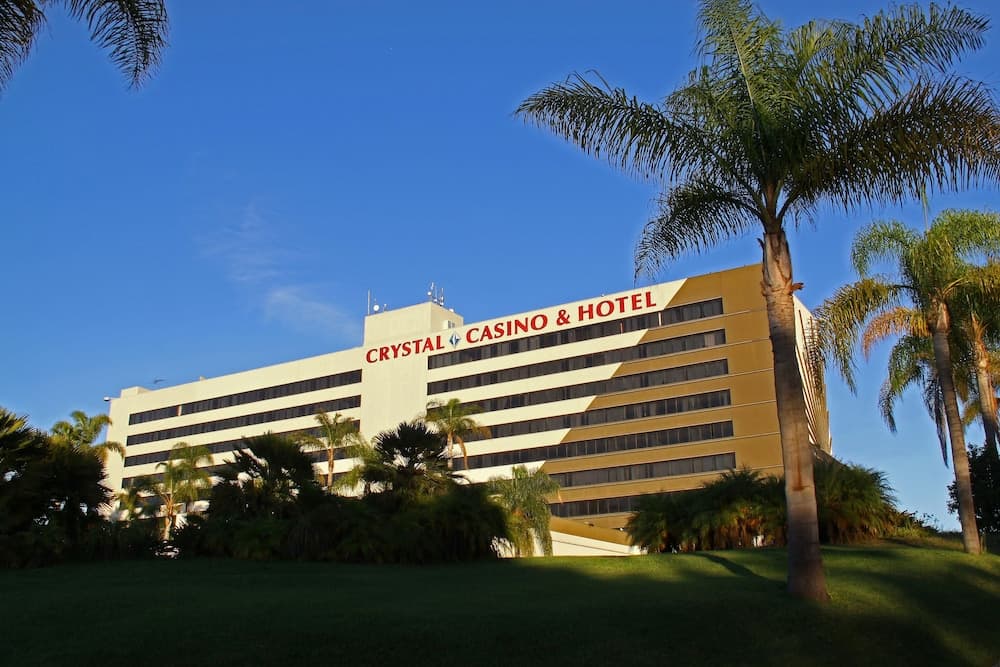 LA Crystal Hotel